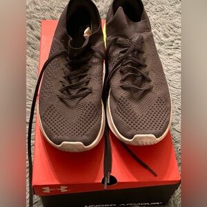 Under Armour Flow Velocity Gray Knit Running Shoes with Bluetooth Connectivity